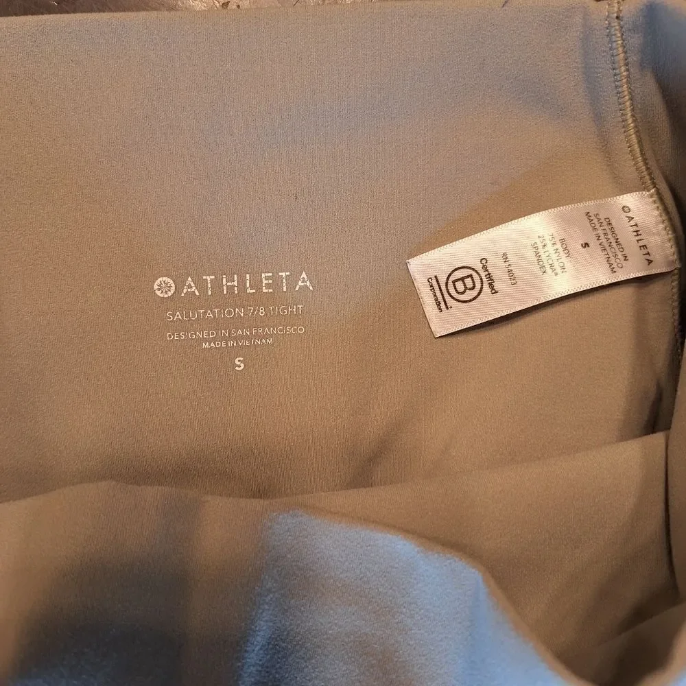 Athleta salutation 7/8 tight small green